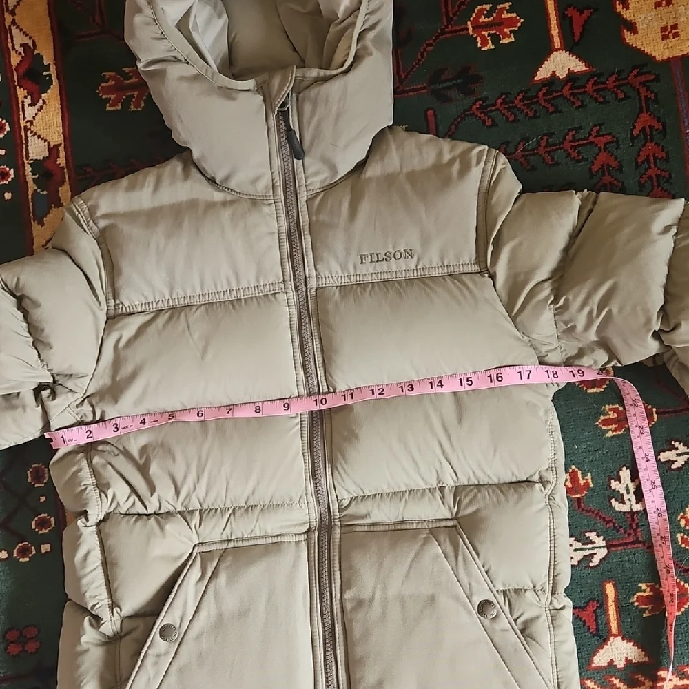 Filson Down Hooded Puffer Jacket in Light Sage - Picture 9 of 10